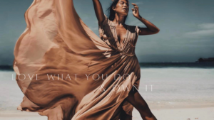 COUVERTURE LOVE WHAT YOU DO